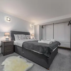 By Rehoboth - Building Xxii - Royal Arsenal Apartment