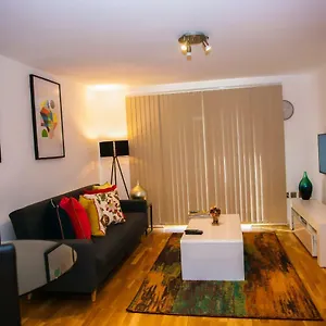Superior 2 Bedroom Apartment